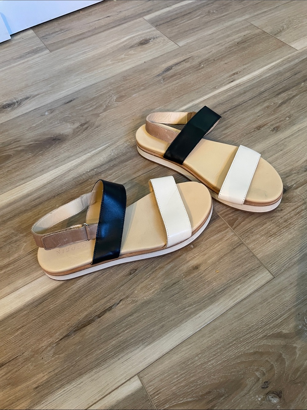 Nisolo Women's Two-Tone Black and White Slingback Sandals leather